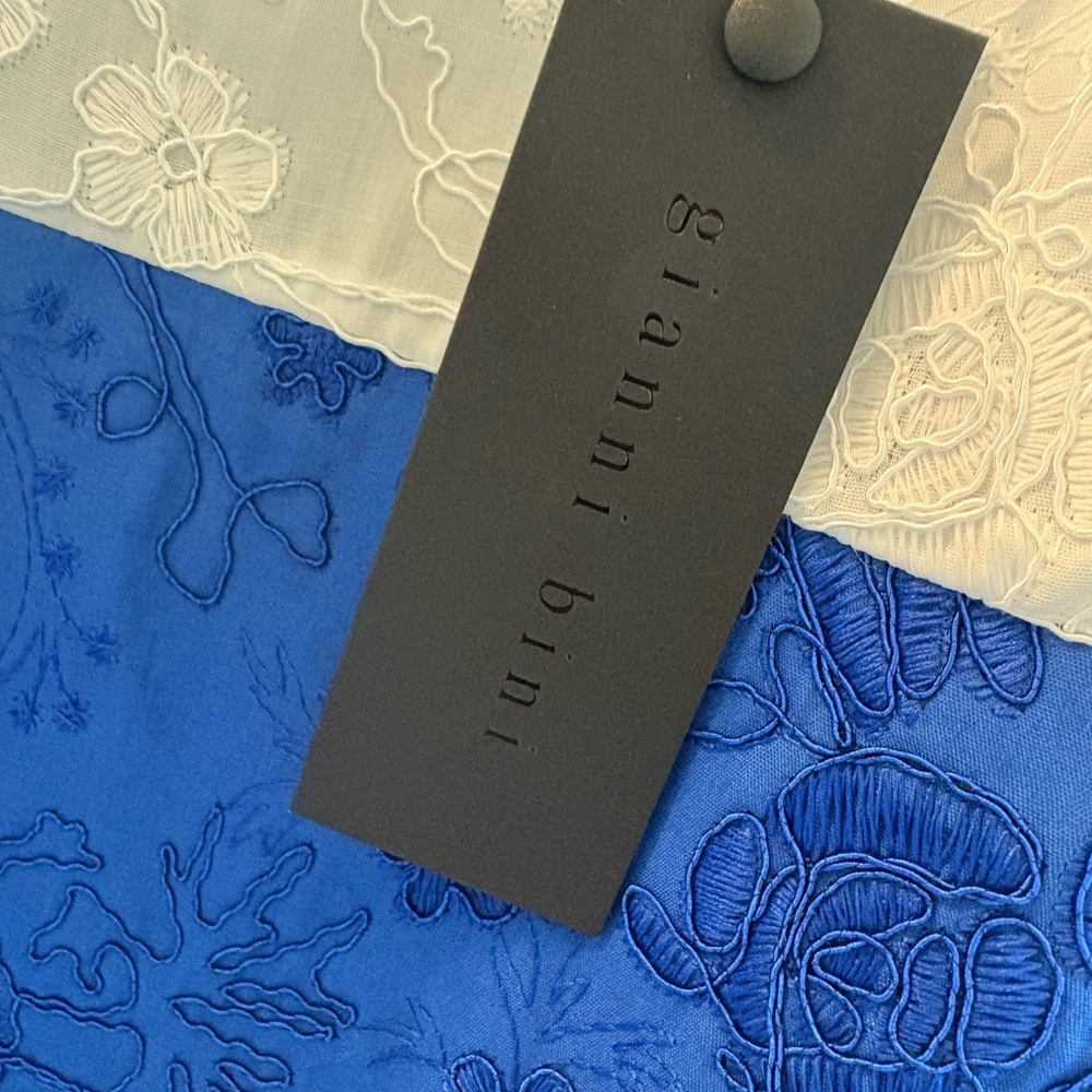 Gianni Bini Blue and White Colorblock Maxi Dress NWT Size 12 - Picture 10 of 10
